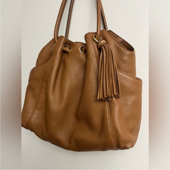 2 Michael Kors Ring Tote Leather Bags- 1 Black and 1 Brown Leather NWT - Picture 15 of 16
